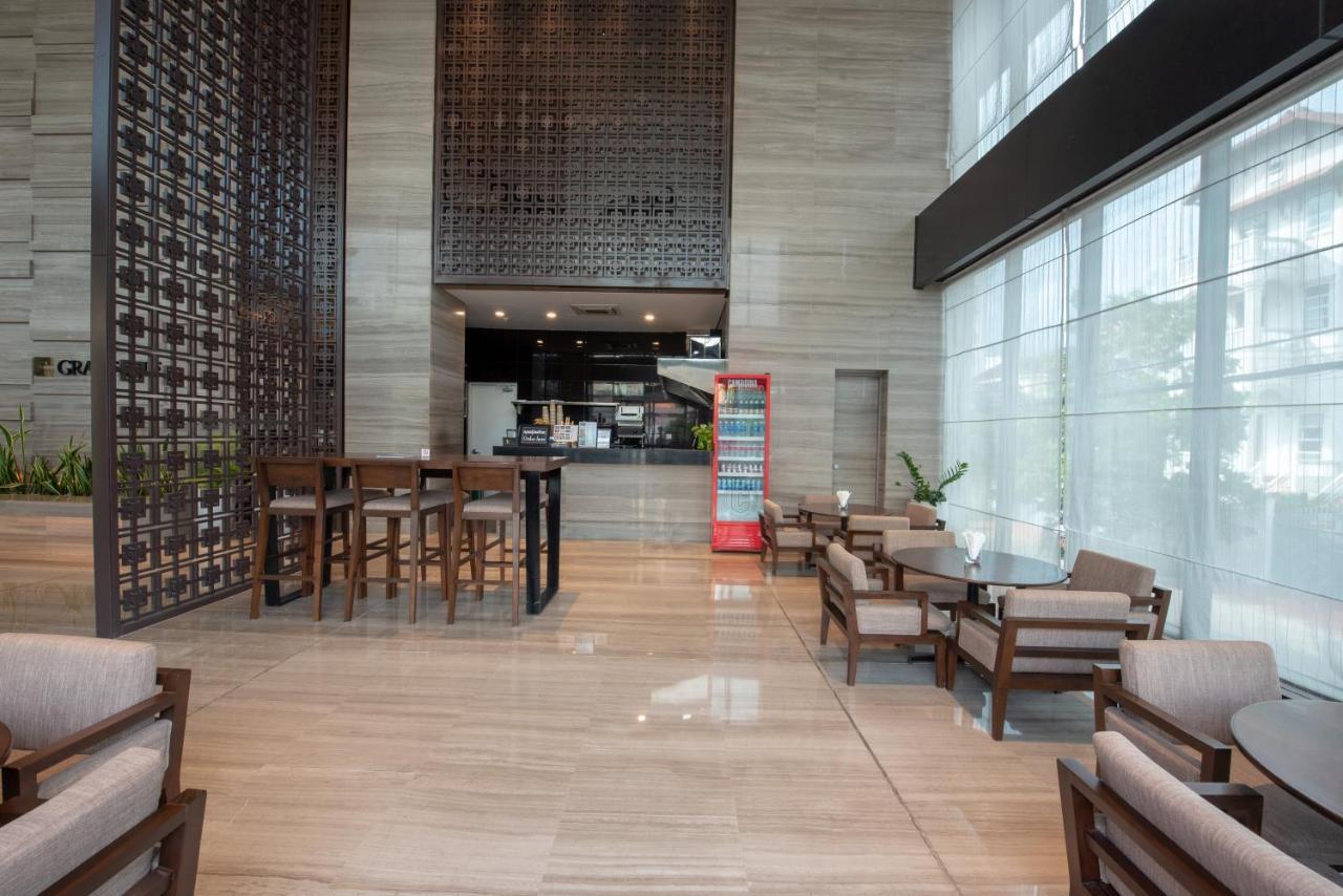 Granferte Phnom Penh Hotel Екстер'єр фото